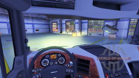 Yellow light headlamp for Euro Truck Simulator 2