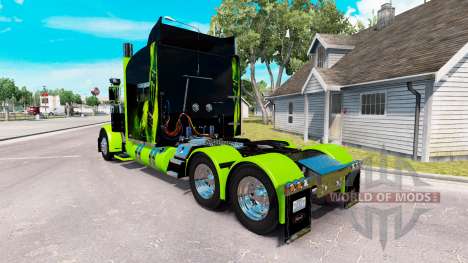 Skin Monster Energy Green on the truck Peterbilt for American Truck Simulator